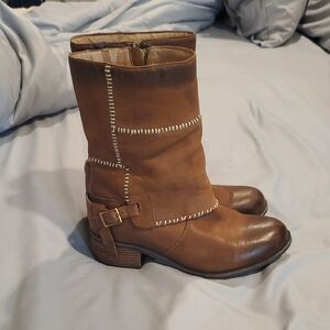 Antelope Brown Heeled Boots with Slouchy Design (12)